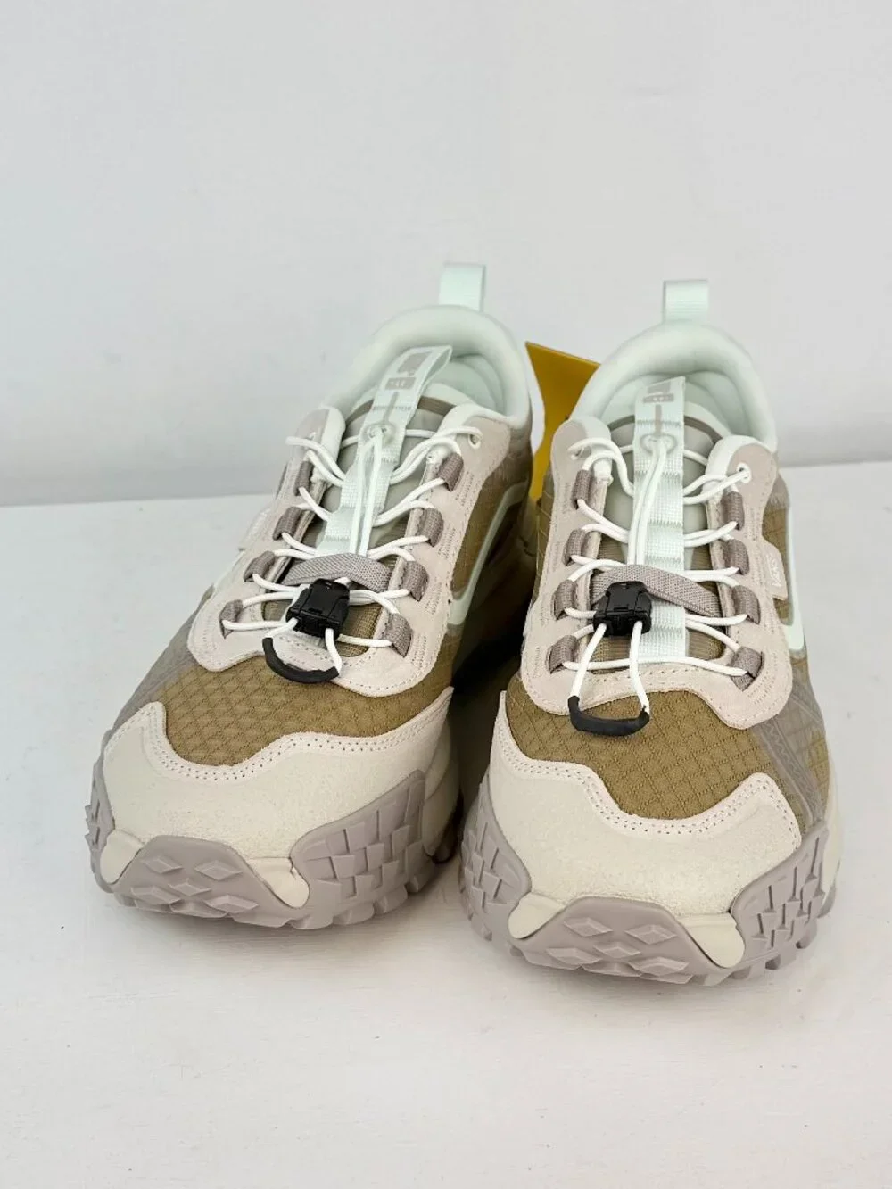 M6, W7.5- Vans Crosspath XC Peyote Beige/Mint Green Hiking Shoes